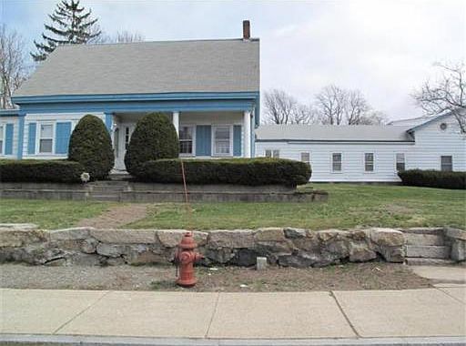 2nd image of 758 S Main St