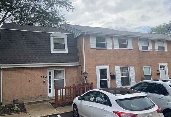 2nd image of 564 Adrian Ct
