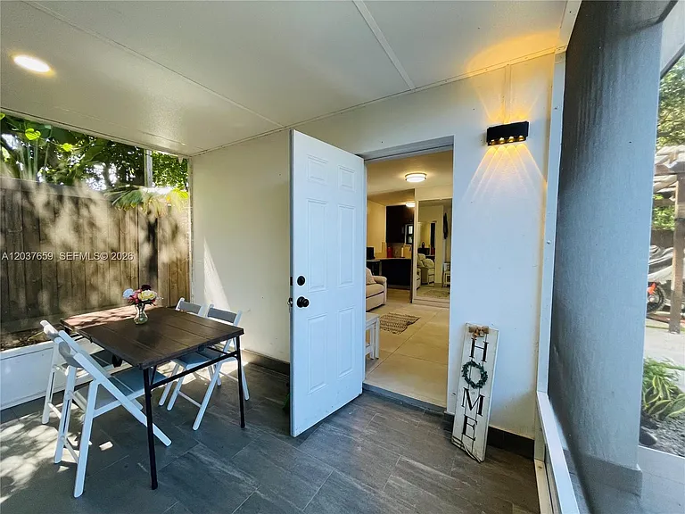38 NW 52nd St #1 — Photo 7