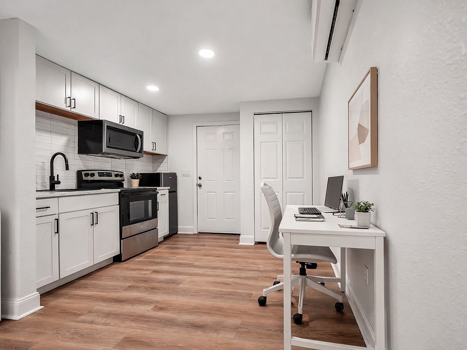 1st image of 3129 Gilmore St #2