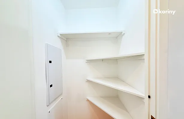 Rented by Koriny NYC LLC | media 13