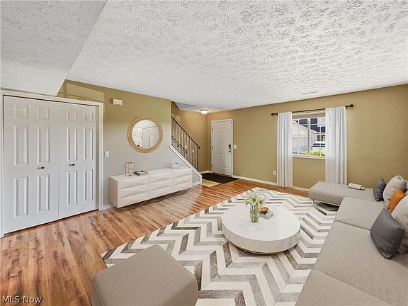 2nd image of 840 Doty Dr