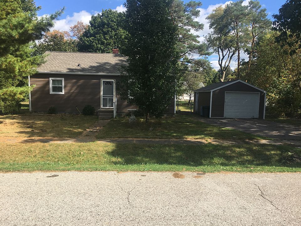 1st image of 1481 Alberta Ave