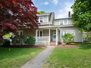 82 Slater St, Webster, MA 01570