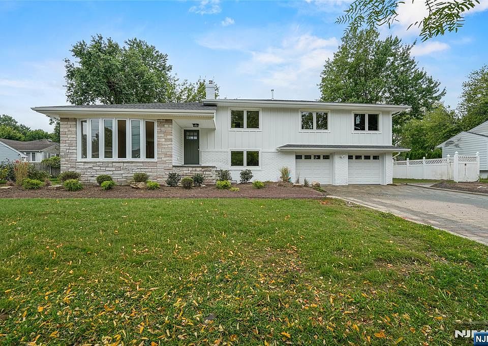 1st image of 721 Schaefer Avenue