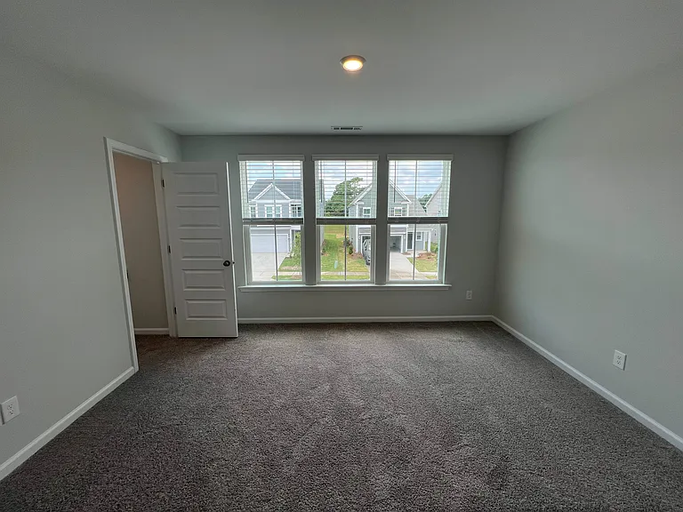 427 White Oak Garden Way — Photo 18