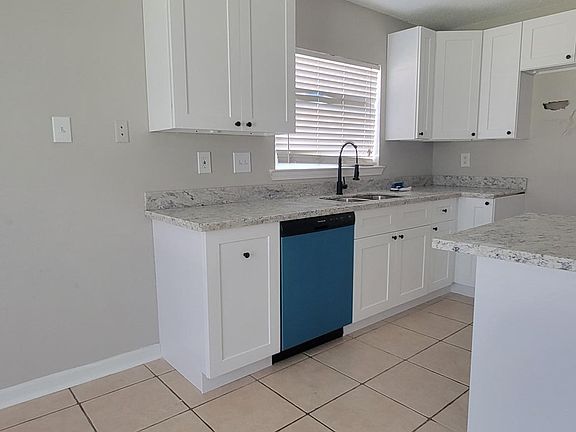 New kitchen renovation, granite countertops, stainless steel appliances