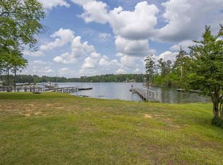 156 Point Circle Rd, Prosperity, SC 29127