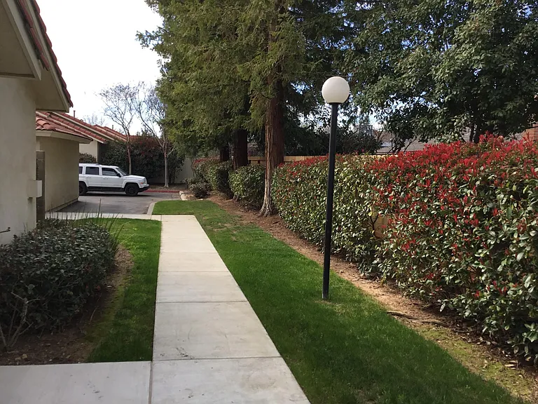1542 E Alluvial Ave #128 — Photo 31