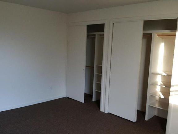 5th image of 204 W Chicago Blvd APT B