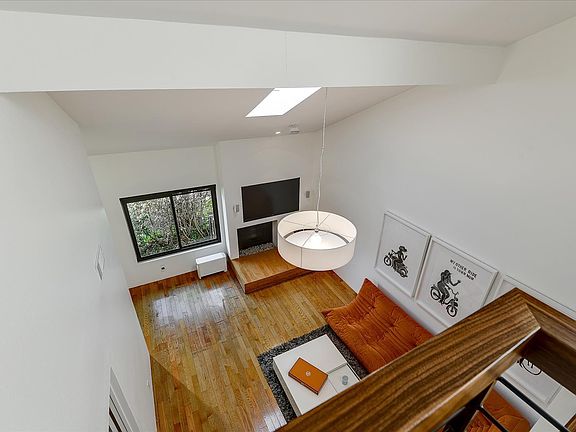 2nd image of 4908 Saint Louis Ct