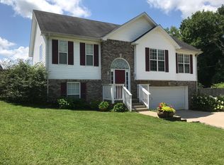 144 Observatory Dr, Clarksville, TN 37040