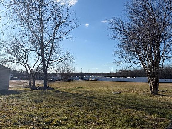 5th image of 18716 Harbeson Rd