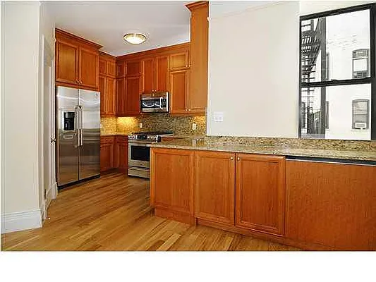 Rented by Domus Realty | media 15