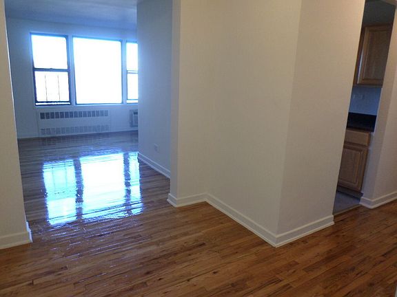 3rd image of 3515 Leverich St APT 207