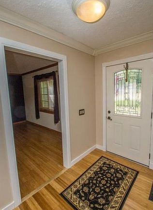 4th image of 9810 Plum Brook Ln