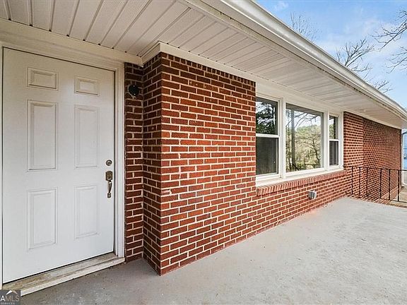 4th image of 2763 Baker Ridge Dr NW