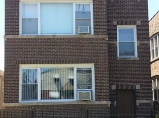 3420 S Oakley Ave, Chicago, IL 60608