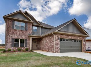 117 Alton Dale Dr, Toney, AL 35773