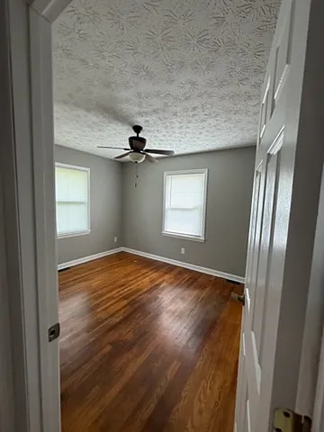102 N Glencove — Photo 7