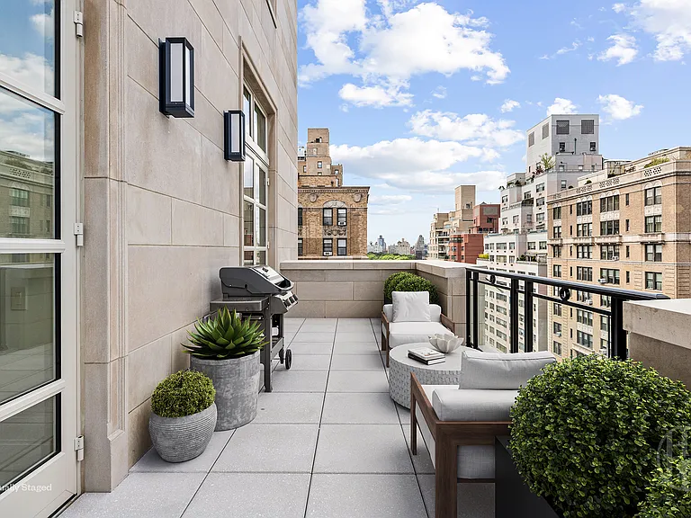 1165 Madison Ave #B — Photo 1