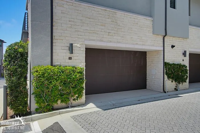 2740 Via Alta Pl — Photo 22