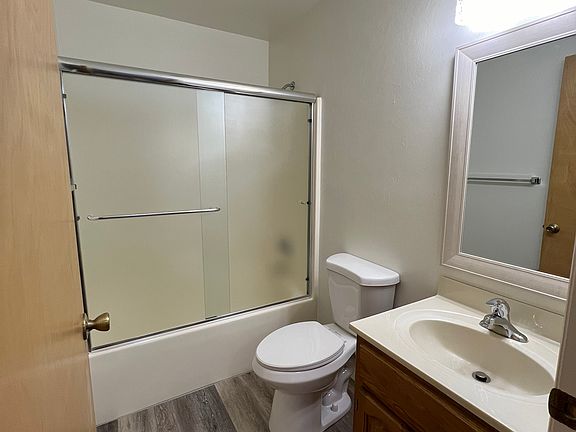 3rd image of 1439 N Paris St #3