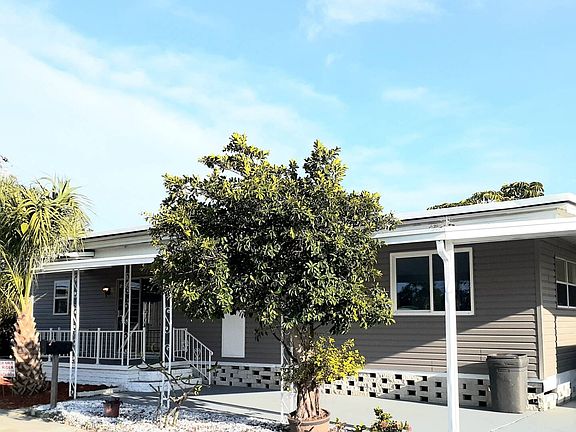 2nd image of 93256 Circle Dr