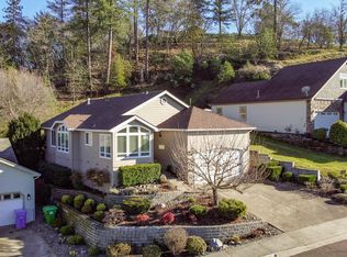 295 SE Independence Dr, Grants Pass, OR 97527