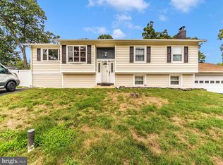 152 Ibis Dr, Pasadena, MD 21122