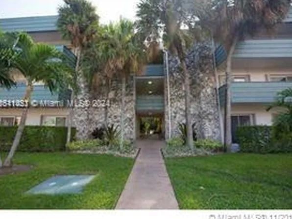 8315 SW 72nd Ave APT 214B, Miami, FL 33143