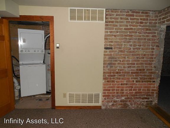 2nd image of 409 S 1st St APT 7