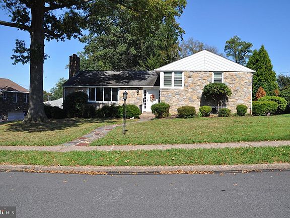2nd image of 217 N Ormond Ave