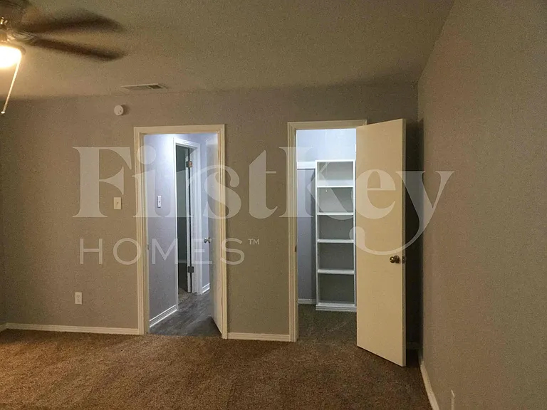 419 Buckingham Pl — Photo 18