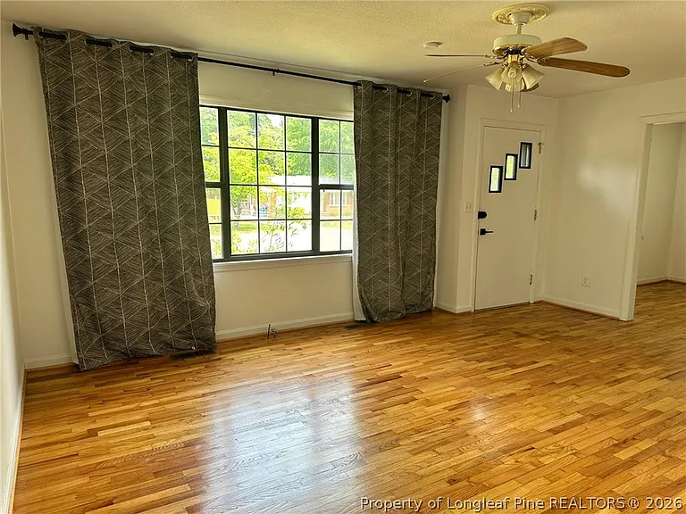 4945 Redwood Dr — Photo 8