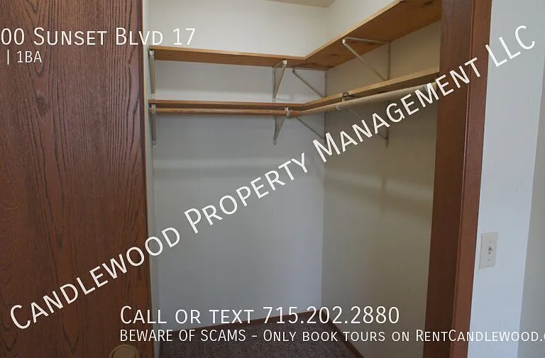2600 Sunset Blvd #17 — Photo 15