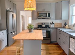 10 Brewster St, Hull, MA 02045