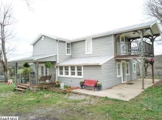 54 Hawks Ln, Mount Sidney, VA 24467