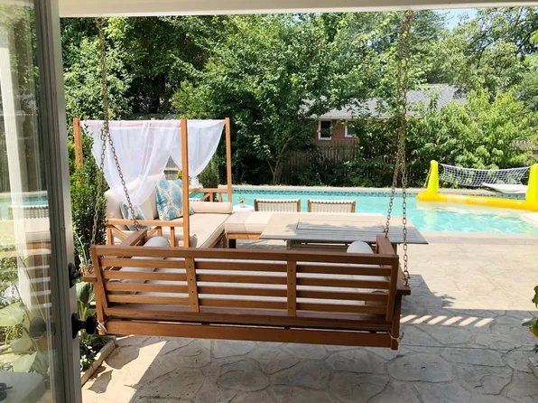2318 N Dinwiddie St, Arlington, VA 22207