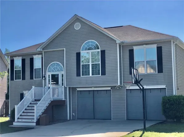 2809 Dotti Dr, Phenix City, AL 36870