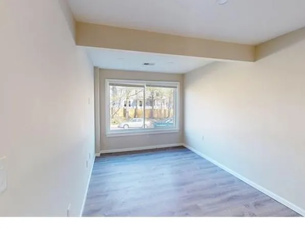 300 62nd St NE #B4, Washington, DC 20019