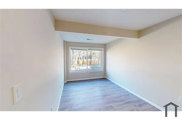 300 62nd St NE APT 101 photo 1