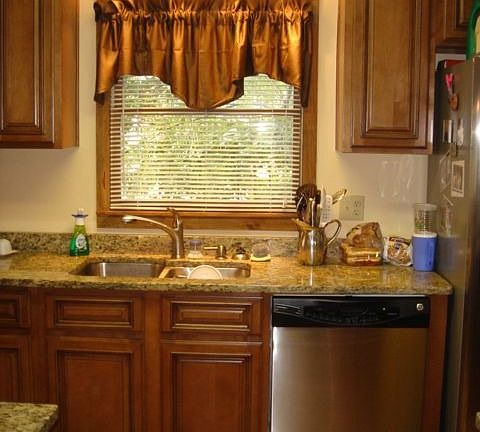 3rd image of 6925 Barkers Bend Dr
