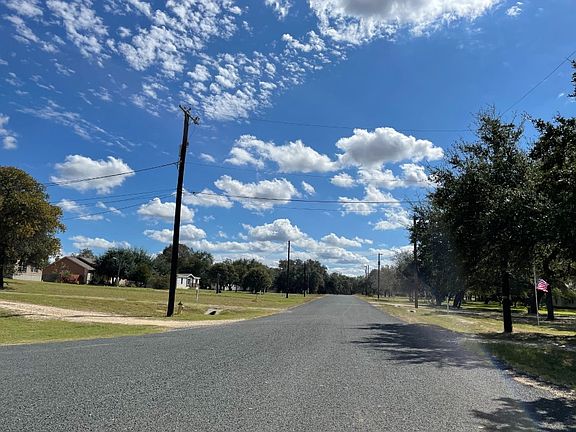 4th image of 22322 Savannah Lk