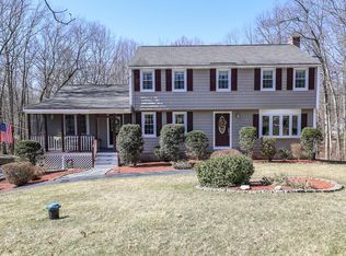 16 Virginia Rd, Tyngsboro, MA 01879