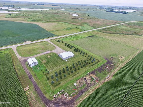 3rd image of 9880 County Road 3 SE