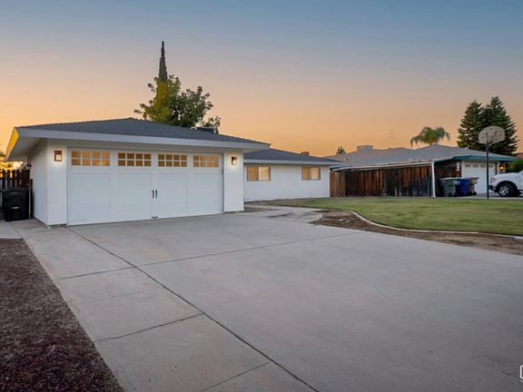 2nd image of 5605 Nomi St