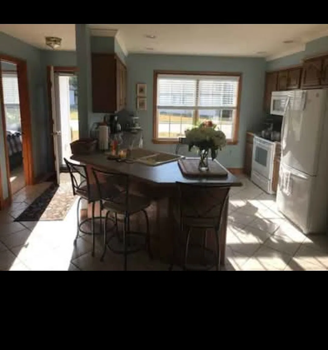 Southpointe Dr, Scarborough — Photo 2