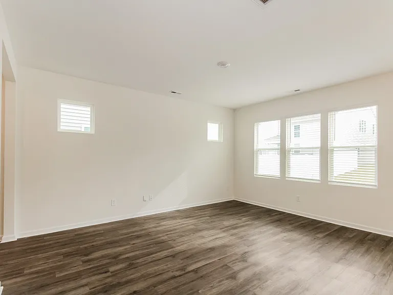 1533 King St — Photo 4