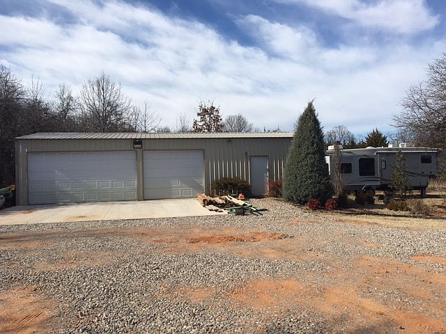 2nd image of 3700 Coffman Dr